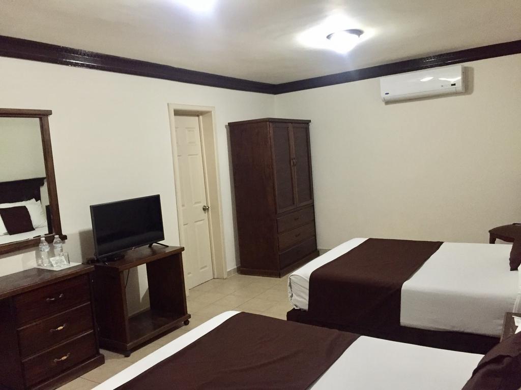 Hotel Go Inn Монклова Экстерьер фото