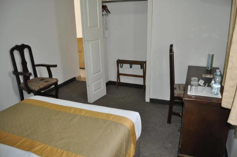 Hotel Go Inn Монклова Экстерьер фото