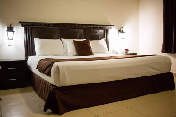 Hotel Go Inn Монклова Экстерьер фото