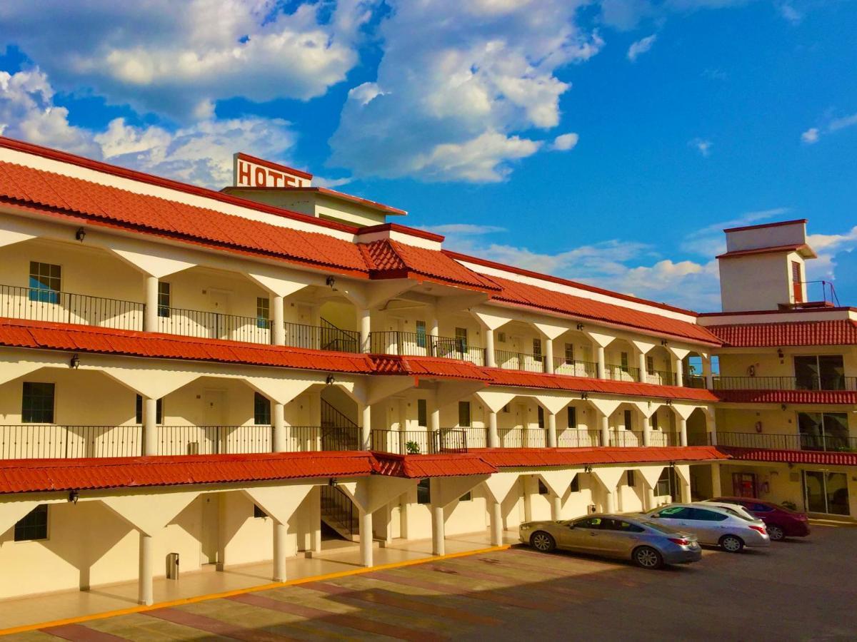 Hotel Go Inn Монклова Экстерьер фото